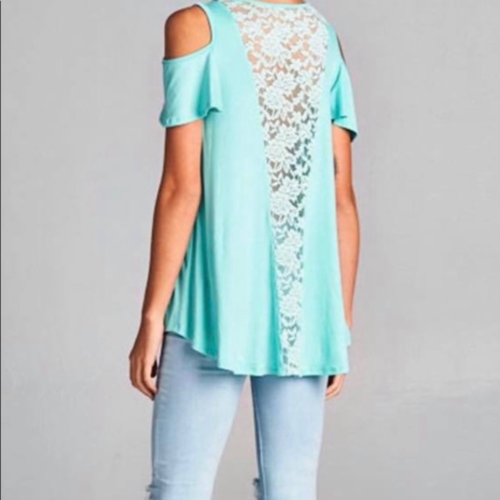 New cut out shoulder shirt..